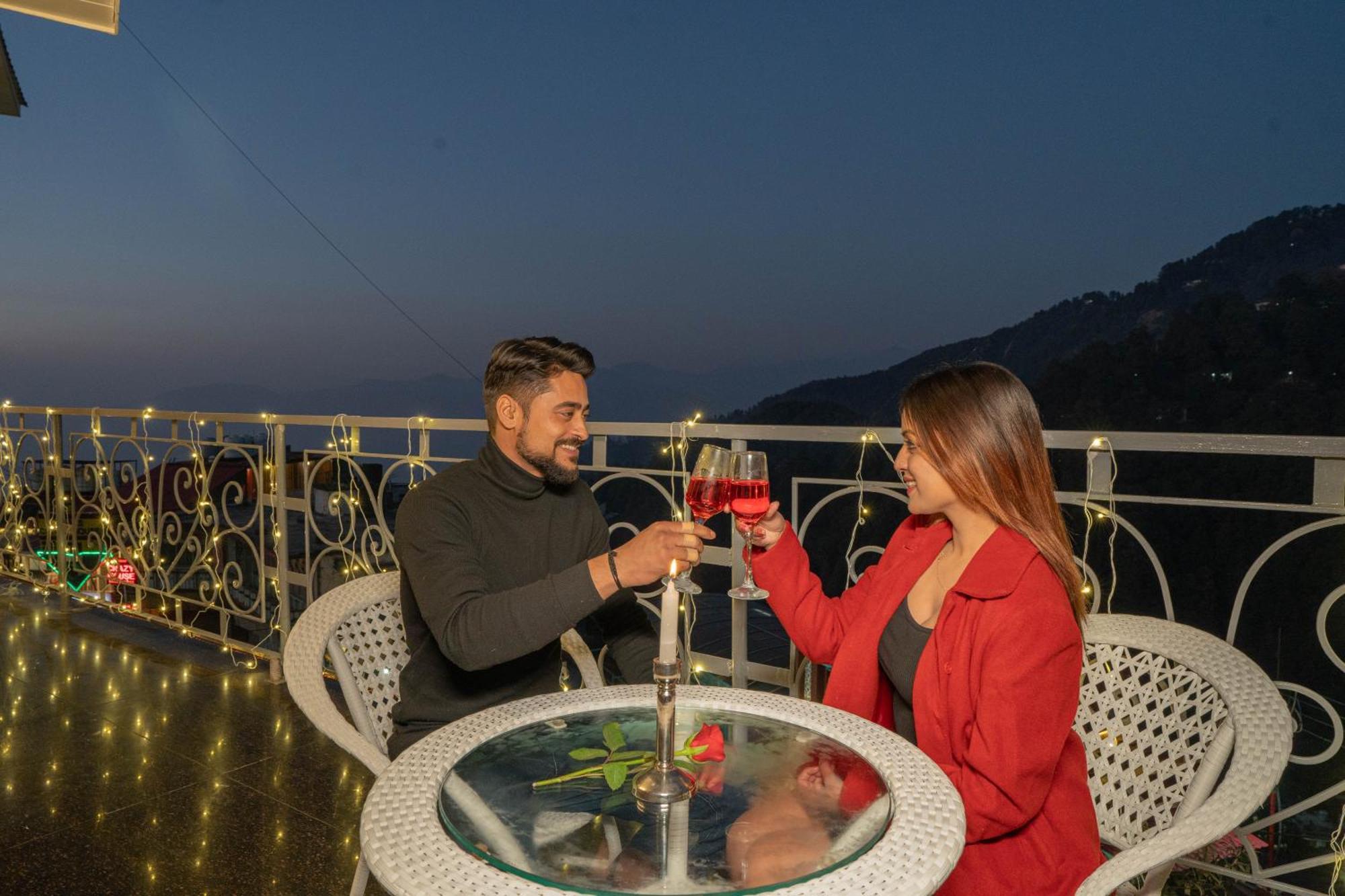 Perfectstayz Premium At Mall Road Mussoorie Zewnętrze zdjęcie