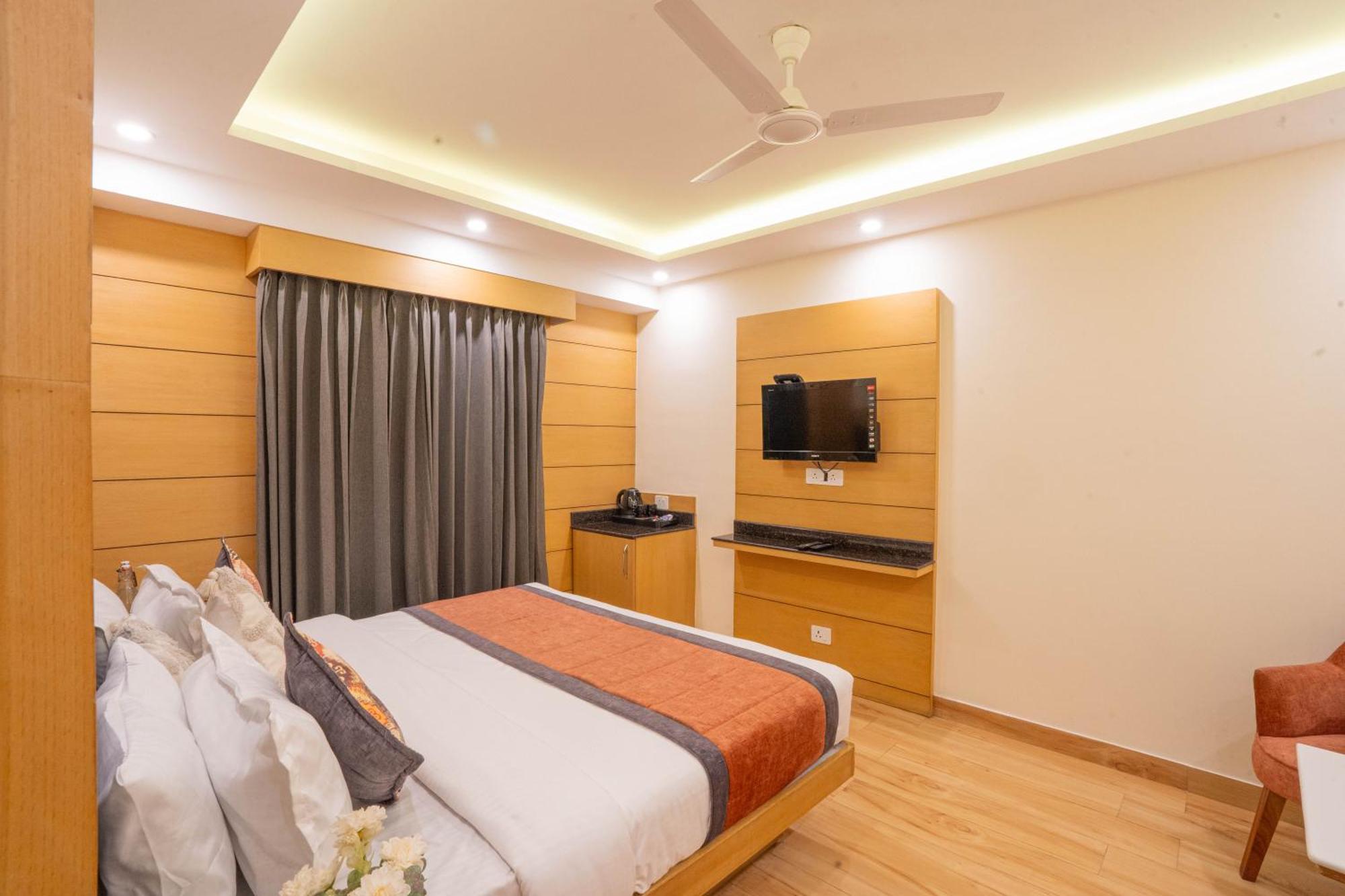 Perfectstayz Premium At Mall Road Mussoorie Zewnętrze zdjęcie