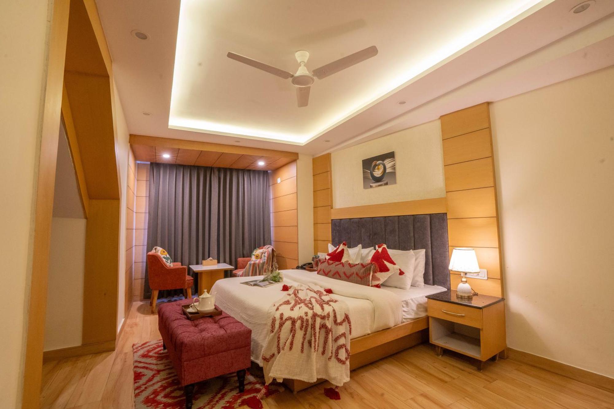 Perfectstayz Premium At Mall Road Mussoorie Zewnętrze zdjęcie