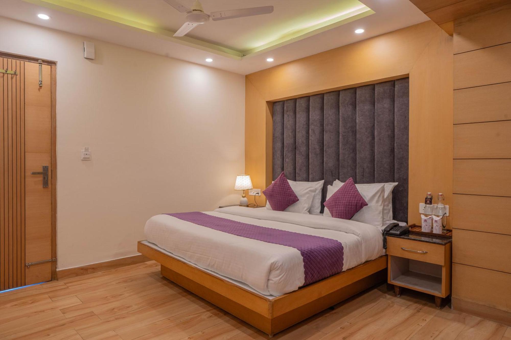 Perfectstayz Premium At Mall Road Mussoorie Zewnętrze zdjęcie