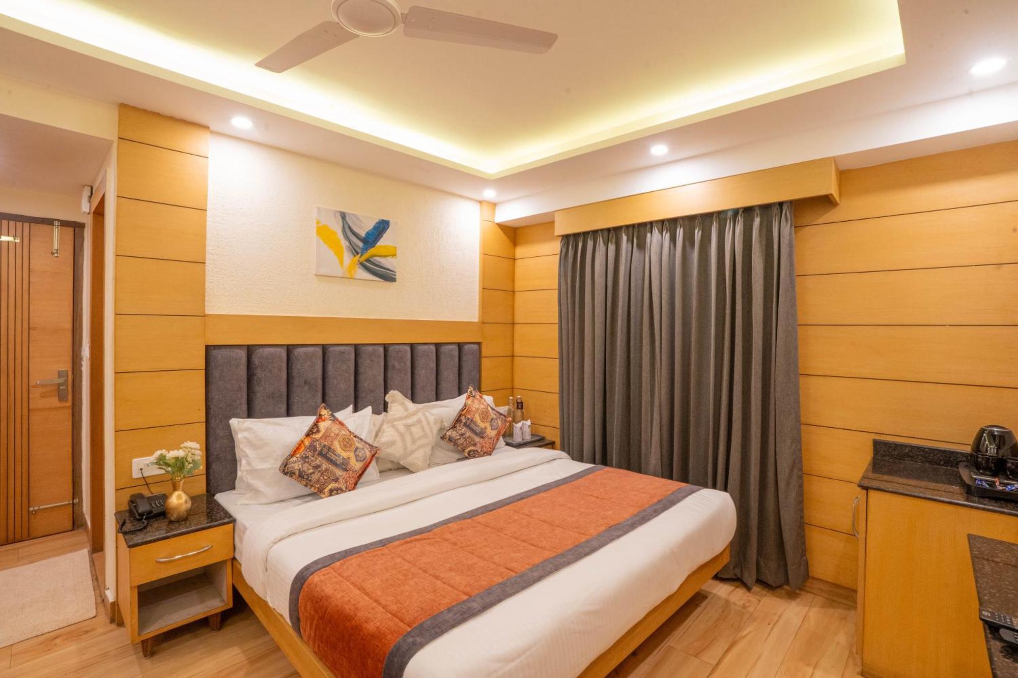 Perfectstayz Premium At Mall Road Mussoorie Zewnętrze zdjęcie