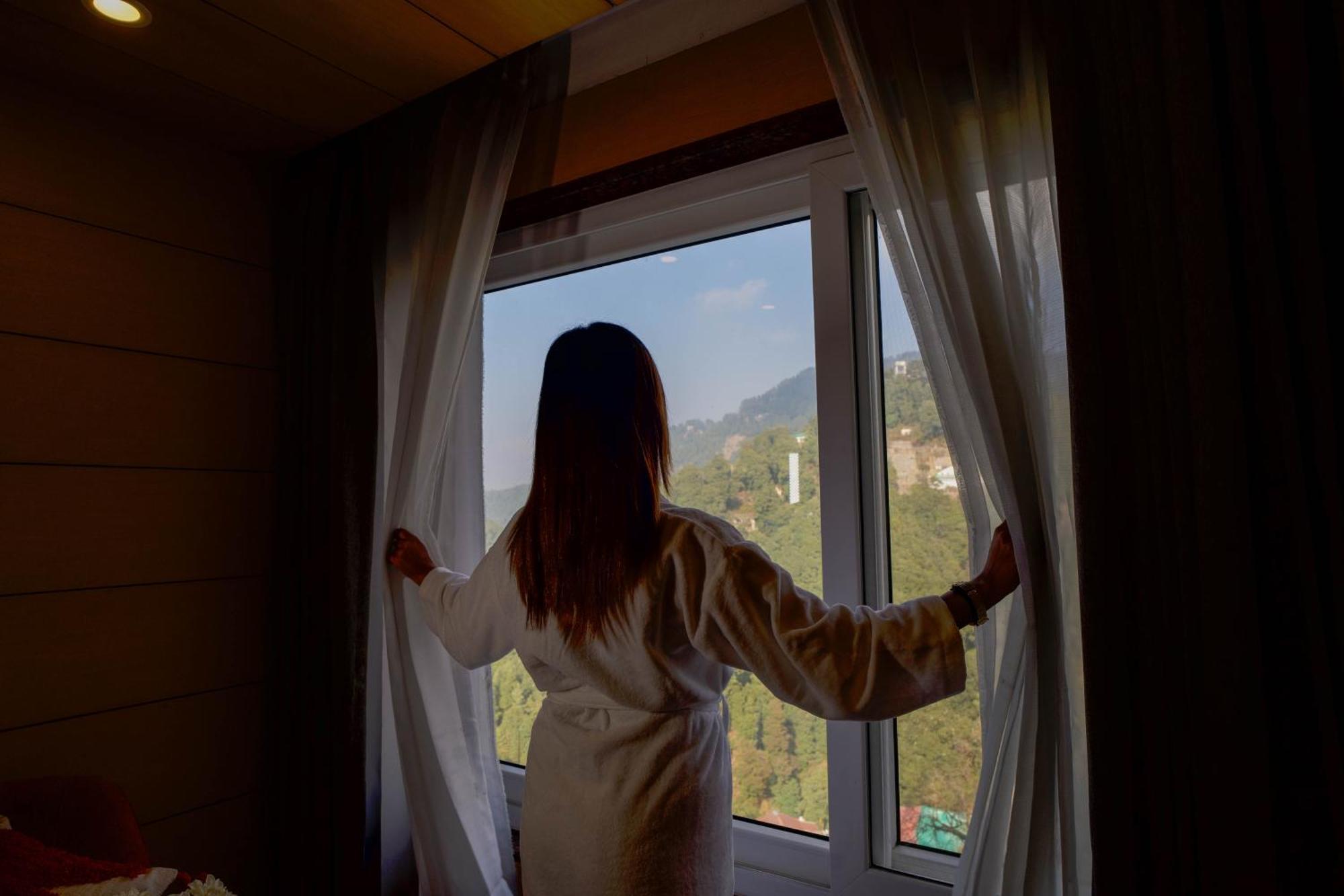 Perfectstayz Premium At Mall Road Mussoorie Zewnętrze zdjęcie