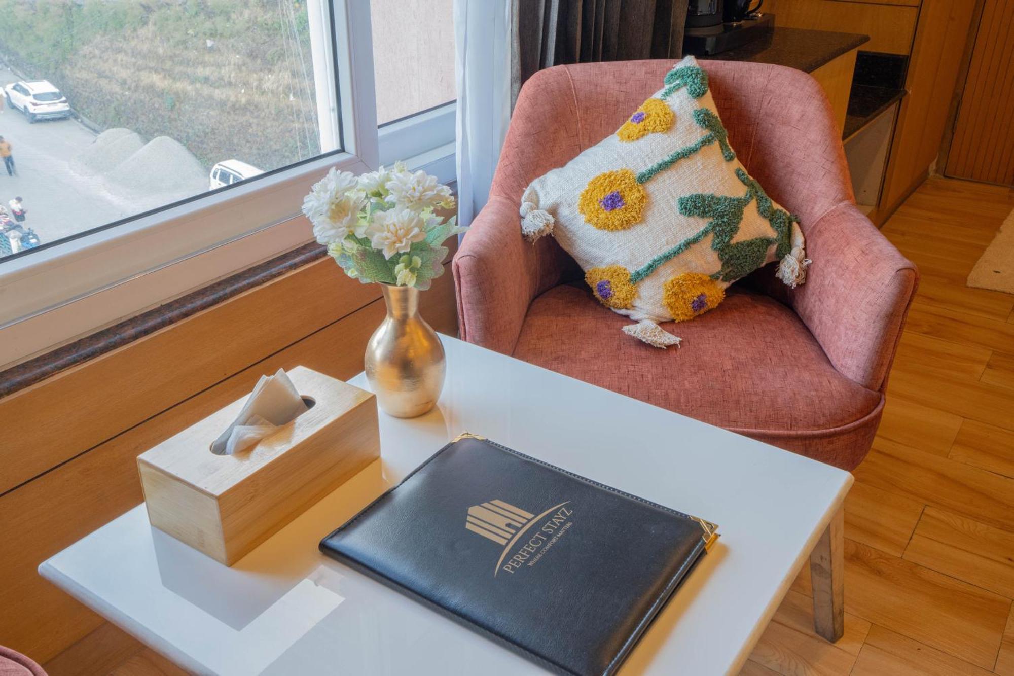 Perfectstayz Premium At Mall Road Mussoorie Zewnętrze zdjęcie