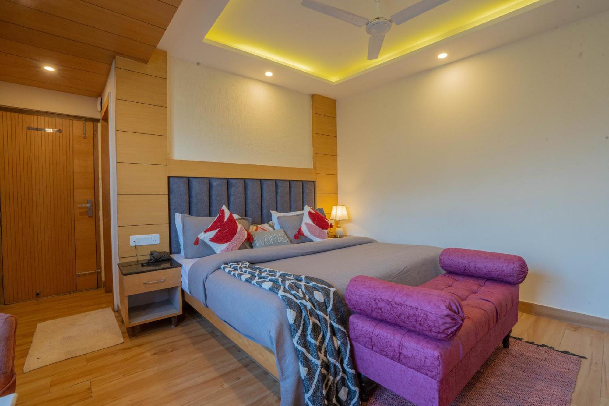 Perfectstayz Premium At Mall Road Mussoorie Zewnętrze zdjęcie